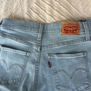 Levi's 314 Shaping Straight Jeans - Sky Blue Denim